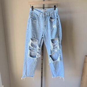 Blue Savvy Denim size 5/27 distressed light wash button fly jeans
